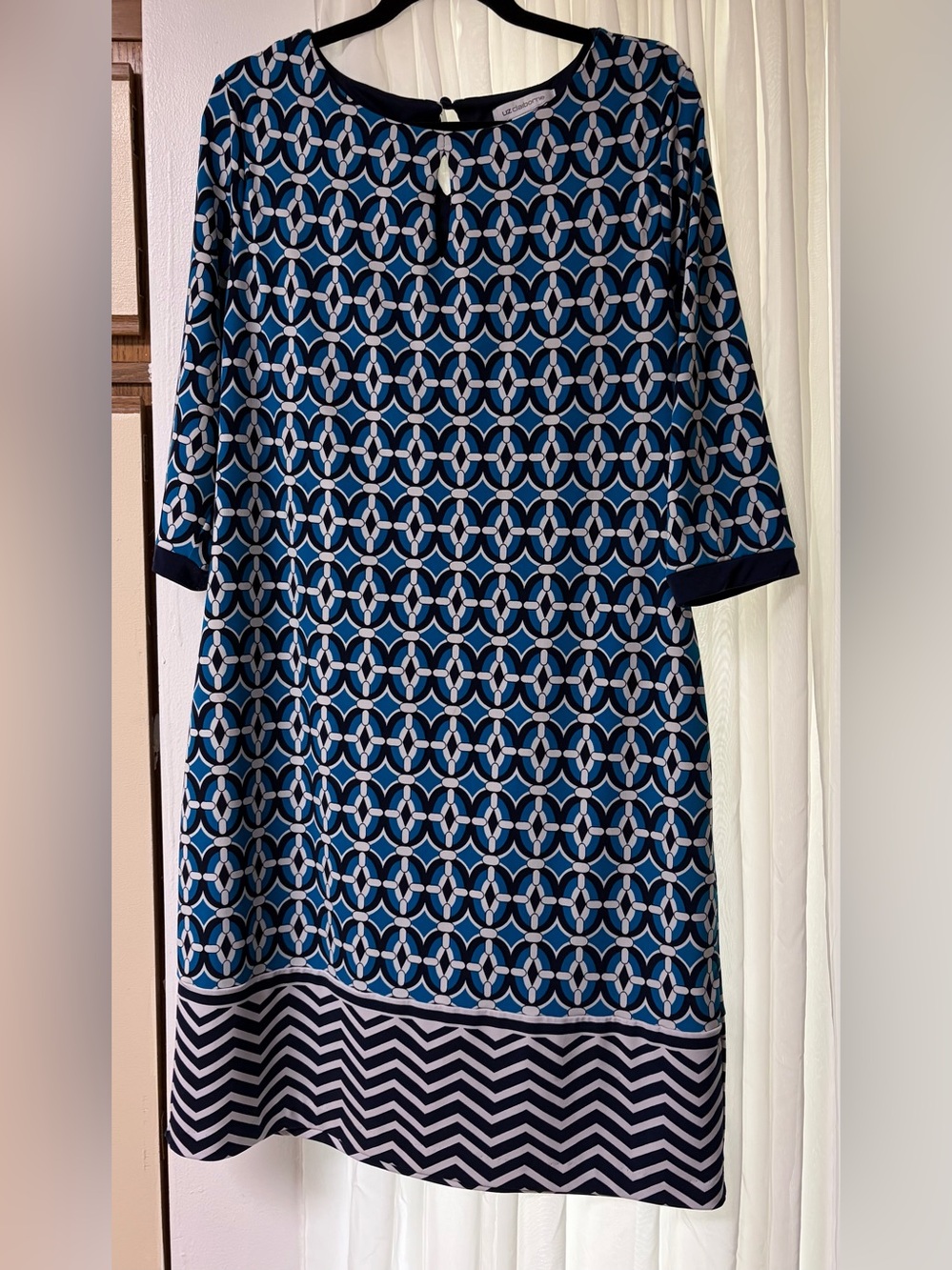 Liz Claiborne Blue and Navy Geometric Shift Dress